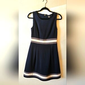 Tommy Hilfiger Navy &White Fit & Flare Sporty Dress Size 6